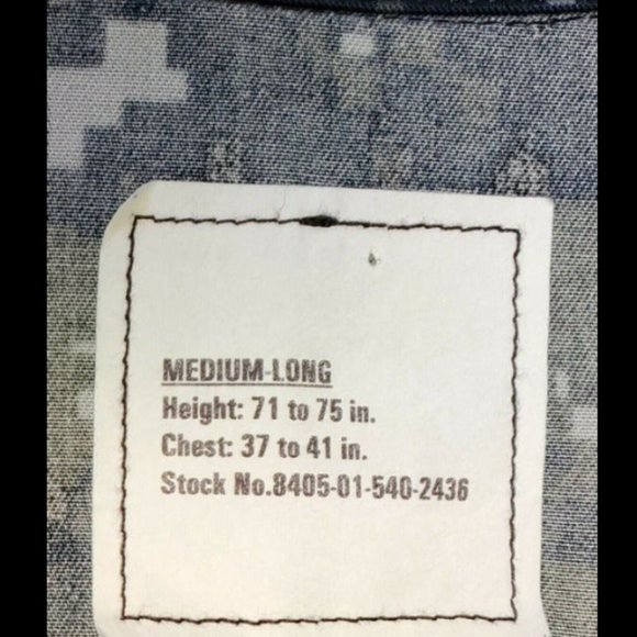 US Navy Military Digital Camo Field Jacket Shirt Size Medium Long Button Up - Picture 3 of 6